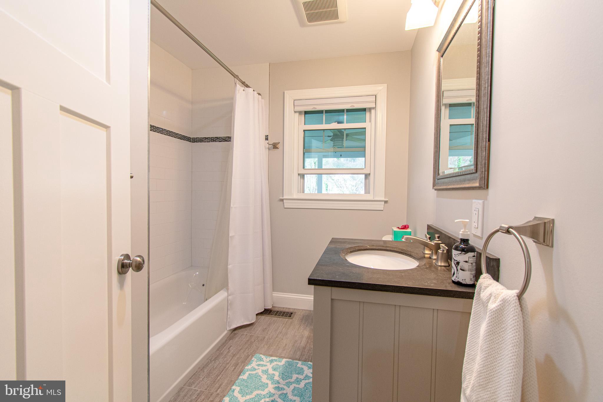 RIO VISTA - Residential