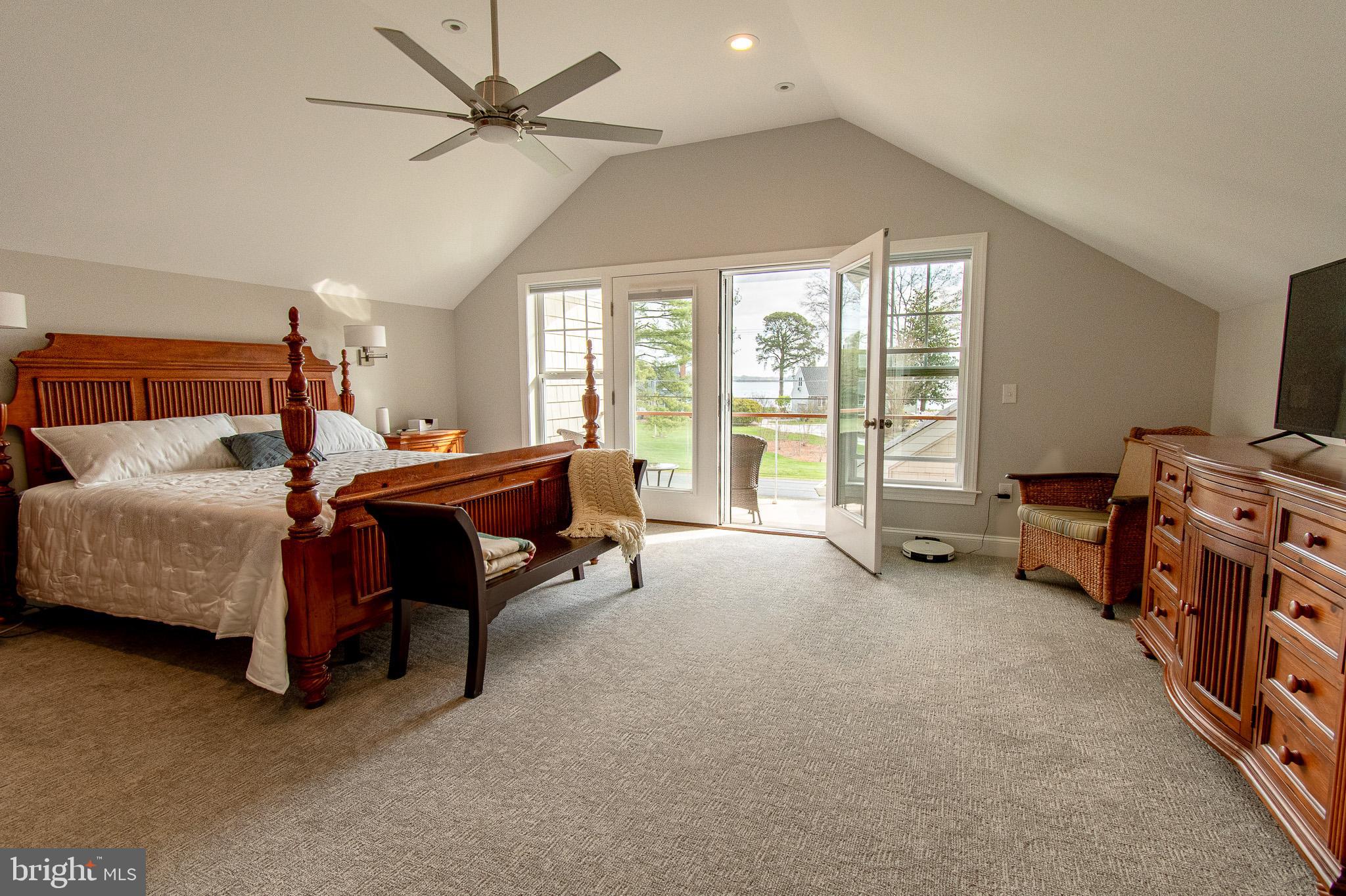 RIO VISTA - Residential