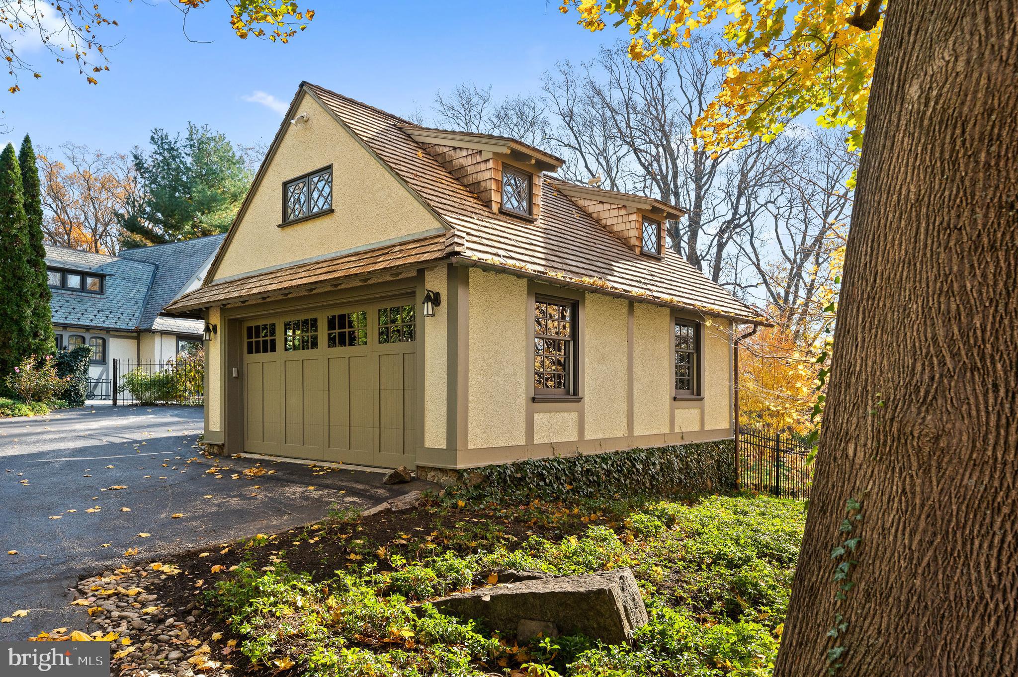 SOUTH WAYNE - Residential