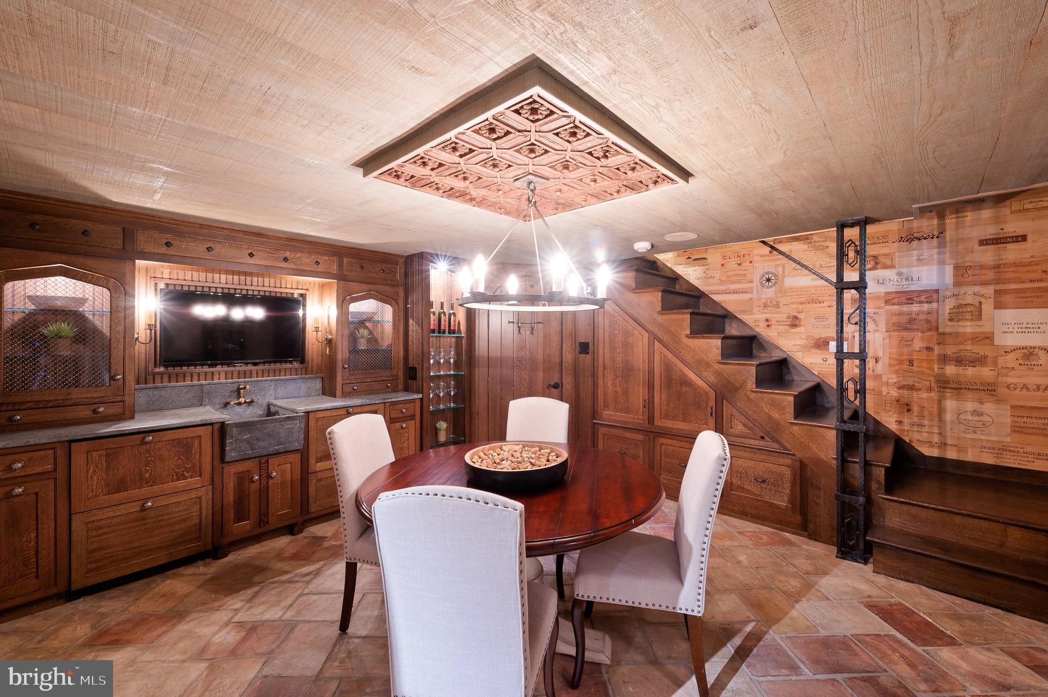 SOUTH WAYNE - Residential