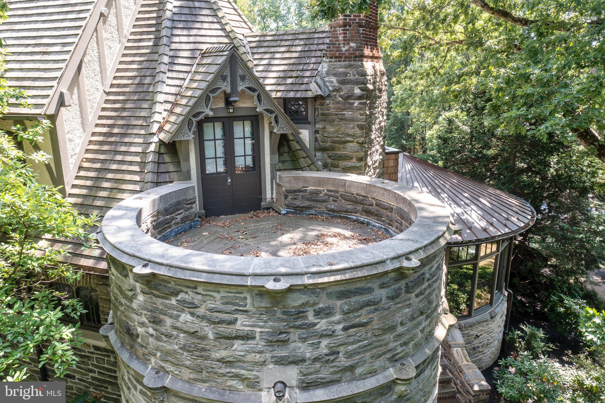 SOUTH WAYNE - Residential