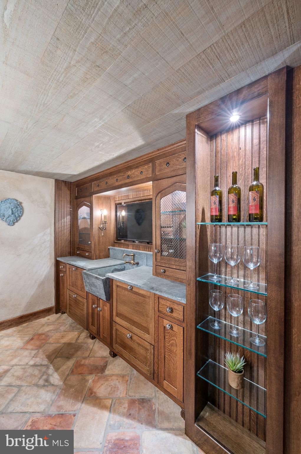 SOUTH WAYNE - Residential