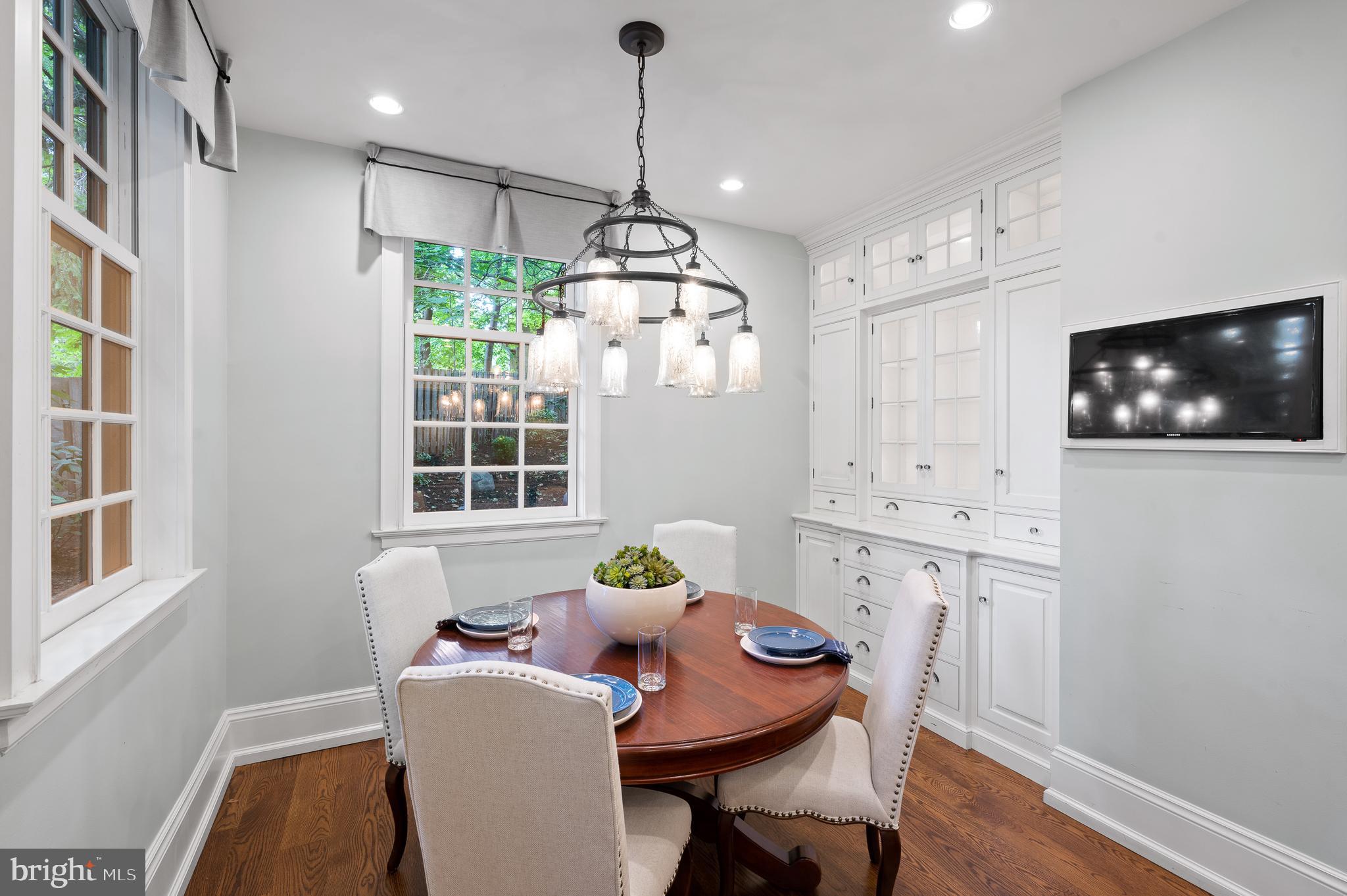 SOUTH WAYNE - Residential