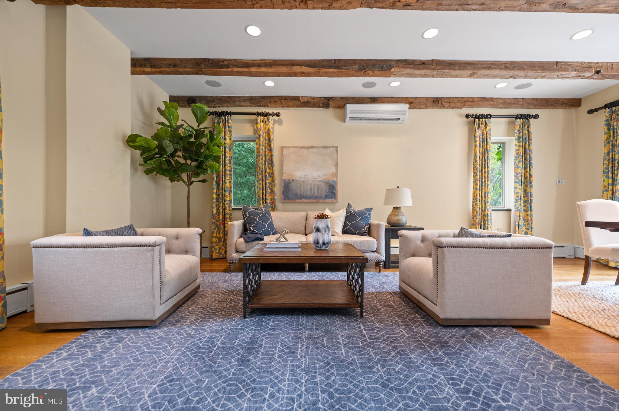 SOUTH WAYNE - Residential