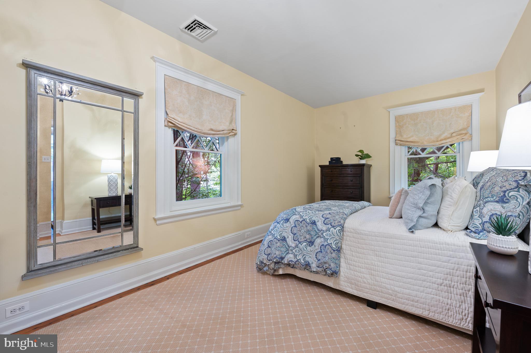 SOUTH WAYNE - Residential