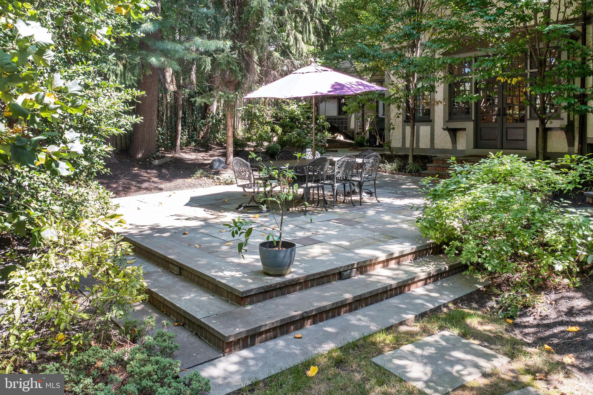 SOUTH WAYNE - Residential