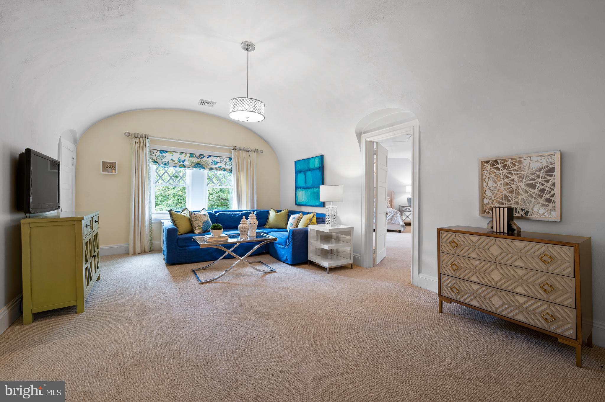 SOUTH WAYNE - Residential