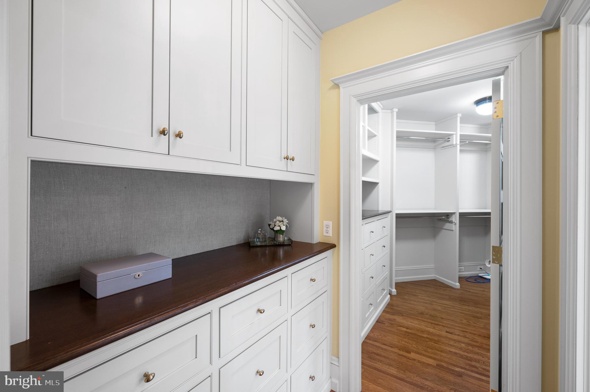 SOUTH WAYNE - Residential