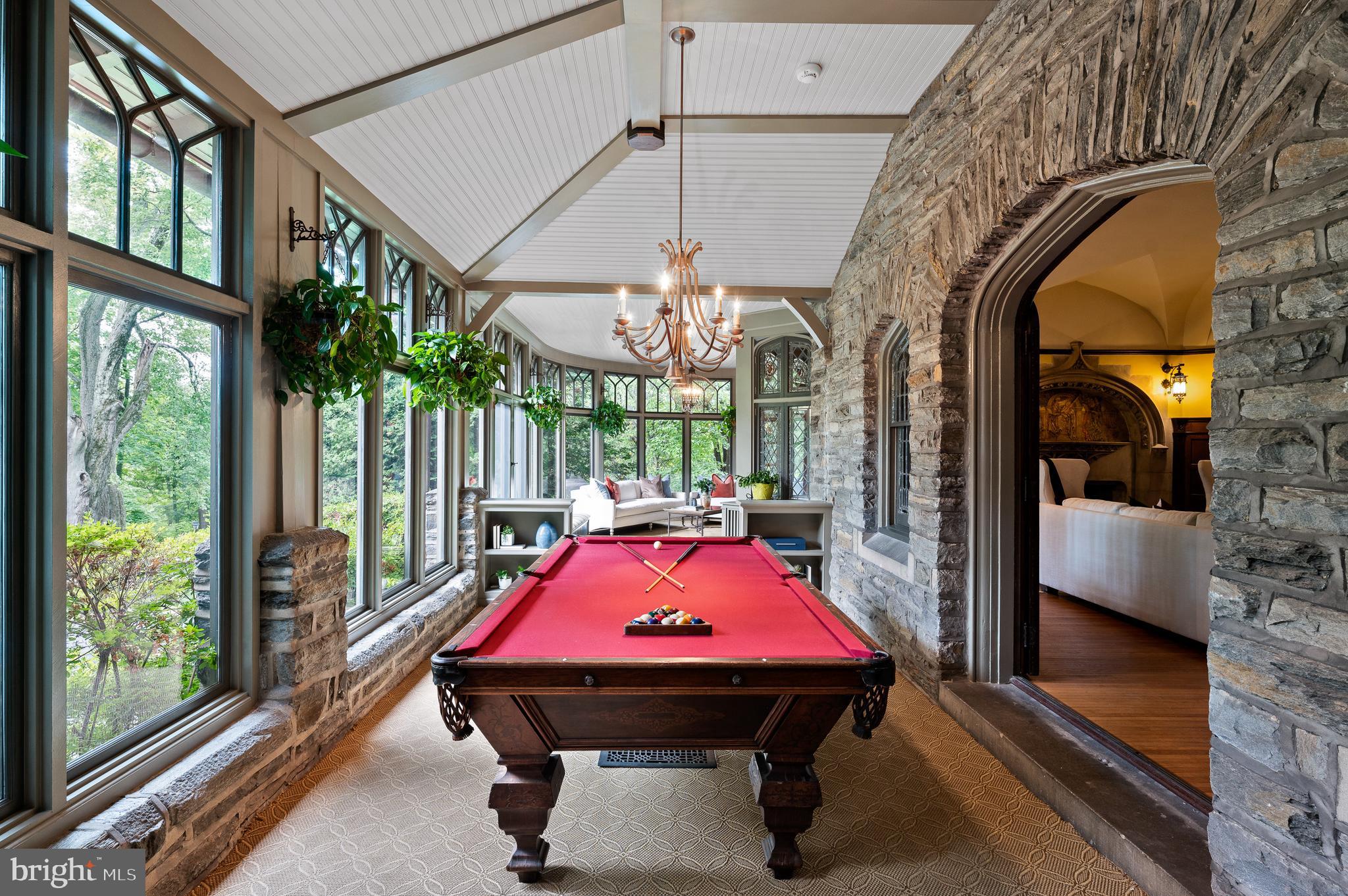 SOUTH WAYNE - Residential