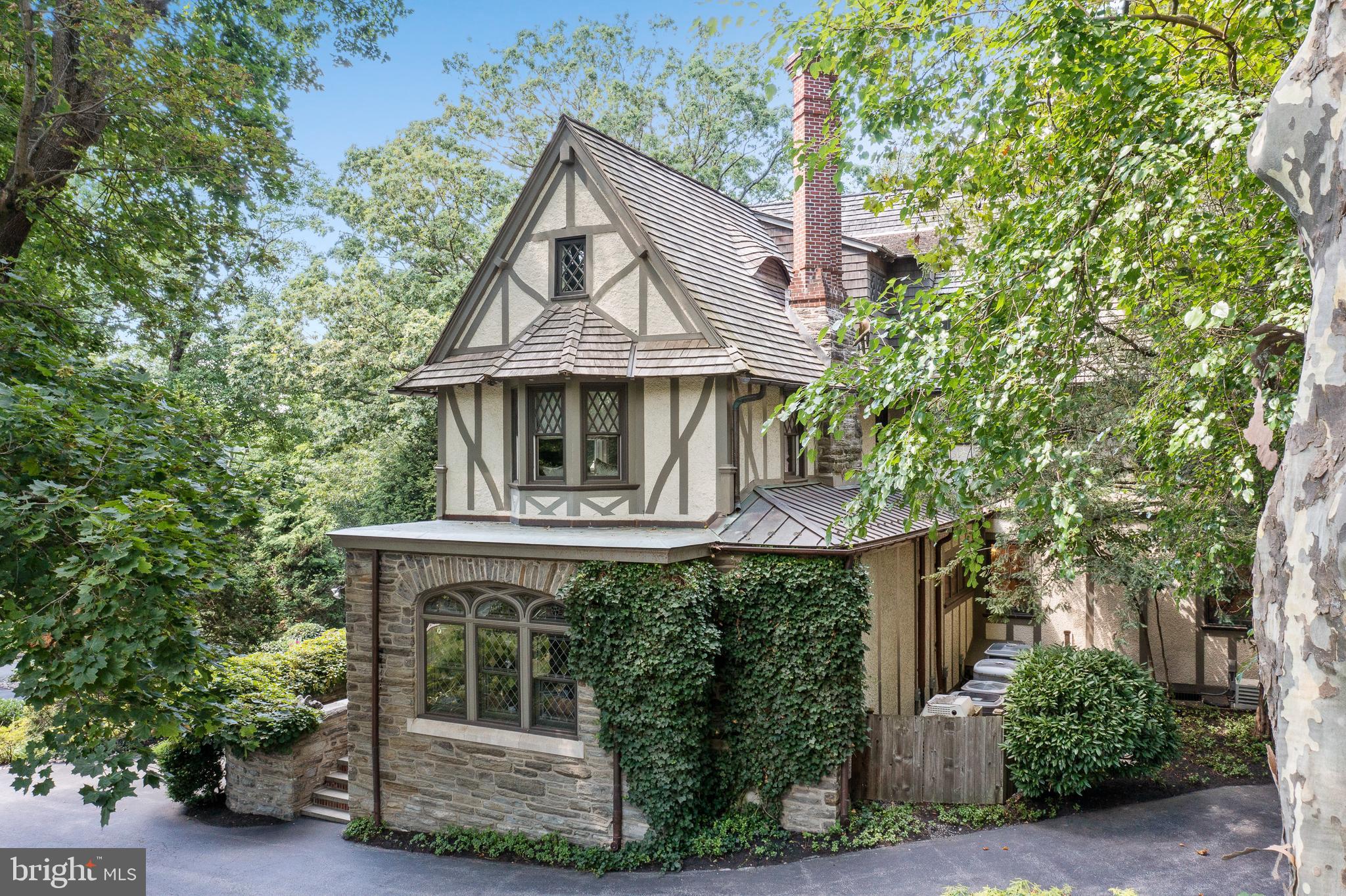 SOUTH WAYNE - Residential