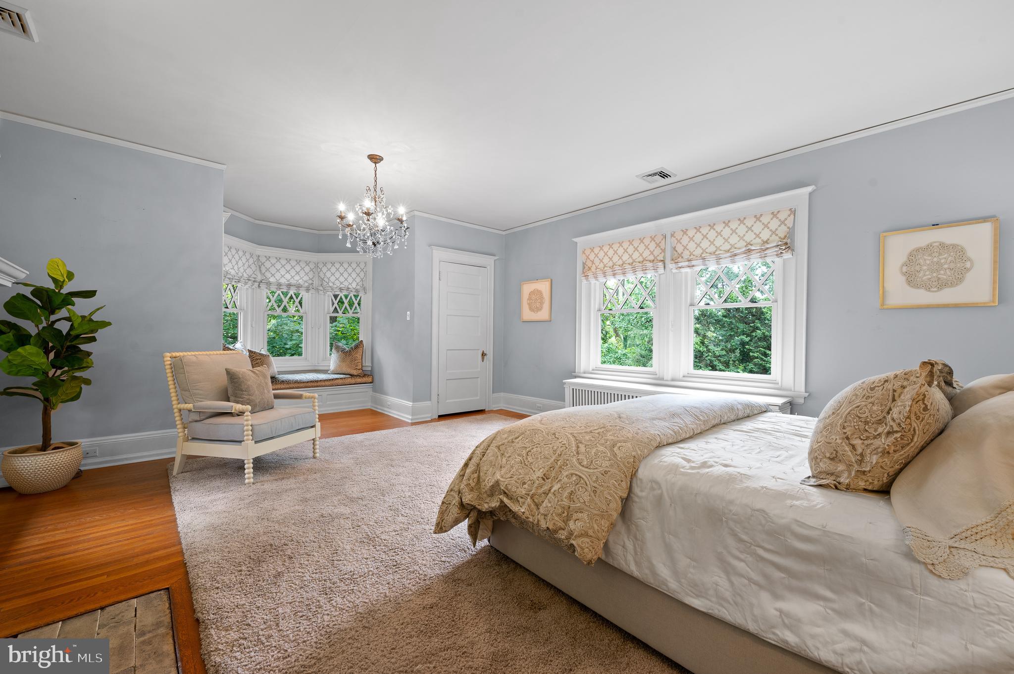 SOUTH WAYNE - Residential