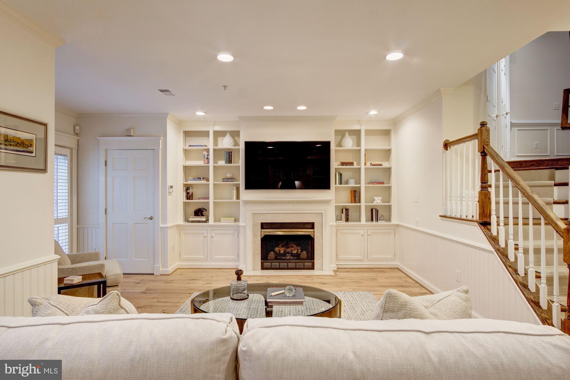 FORDS LANDING - Residential