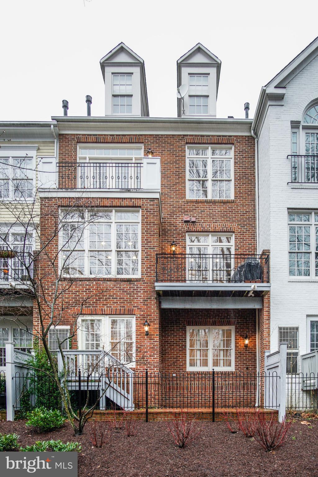 FORDS LANDING - Residential