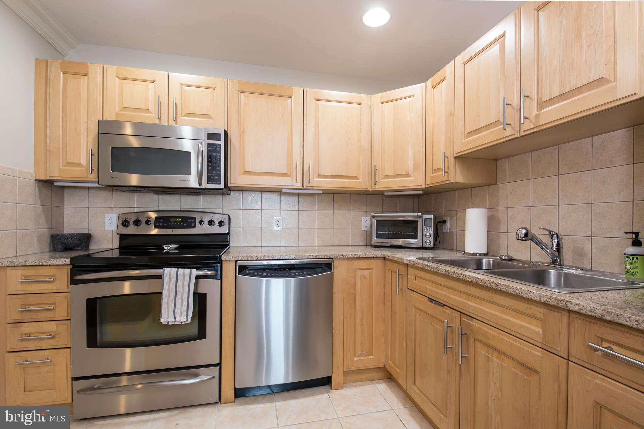 NORTHERN LIBERTIES - Residential Lease