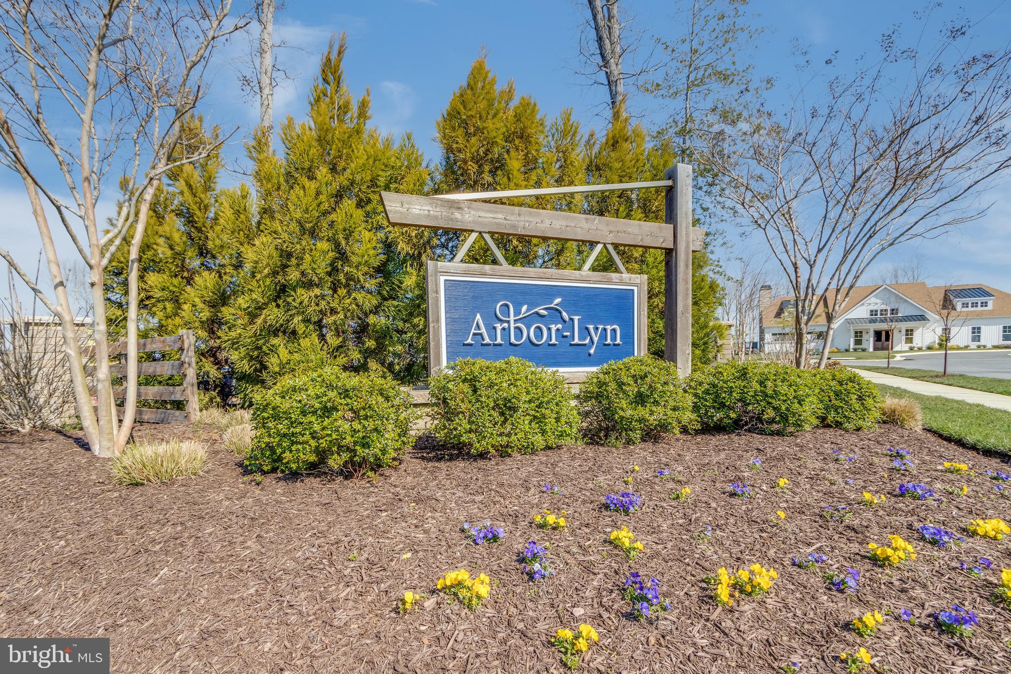 ARBOR-LYN - Residential