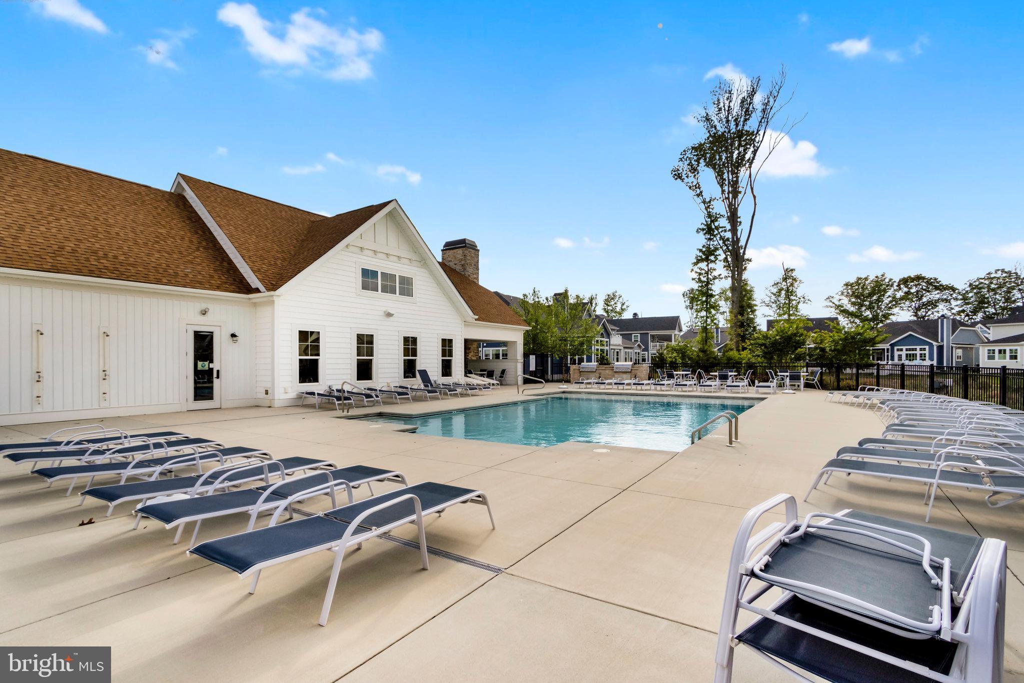 ARBOR-LYN - Residential