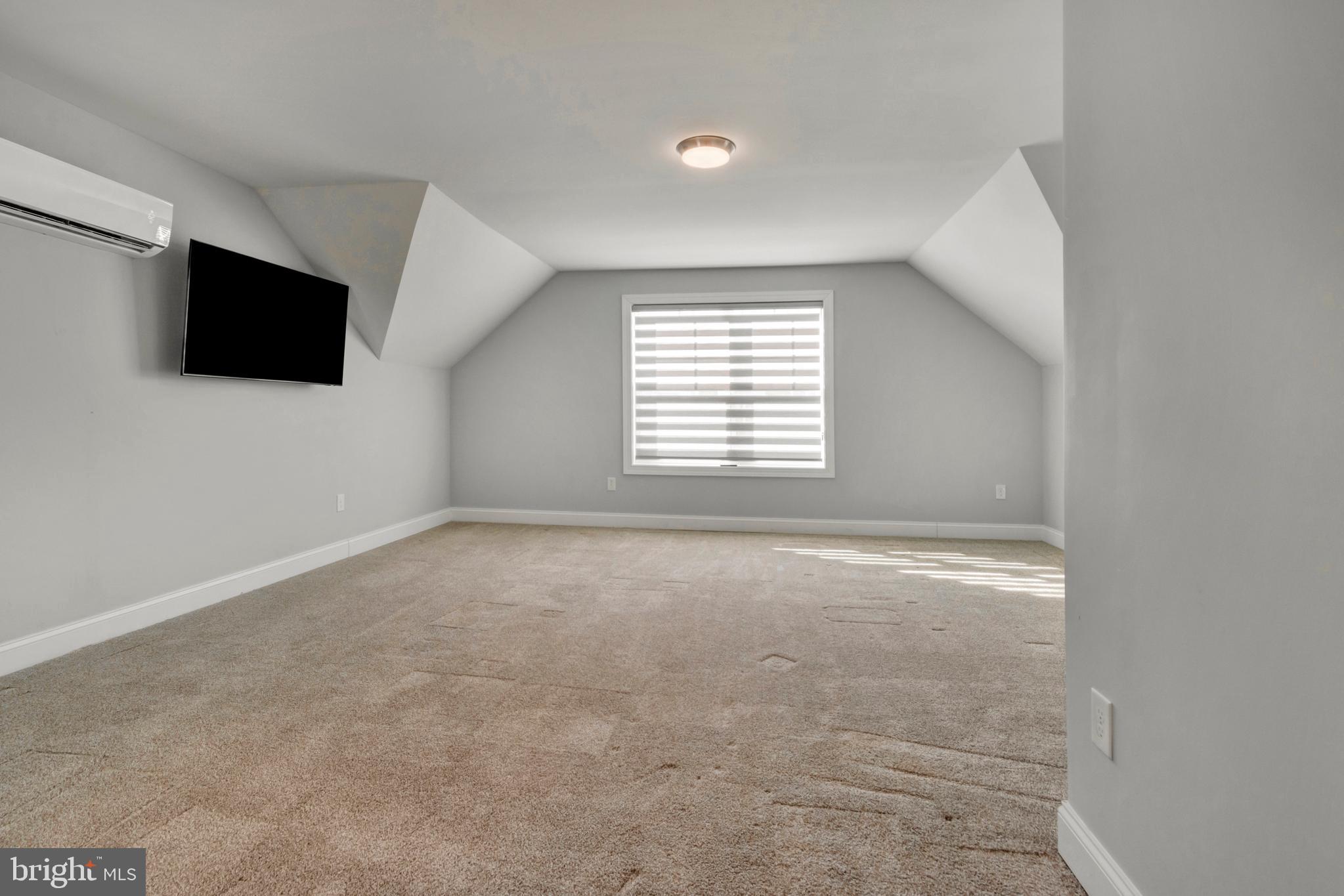 ARBOR-LYN - Residential