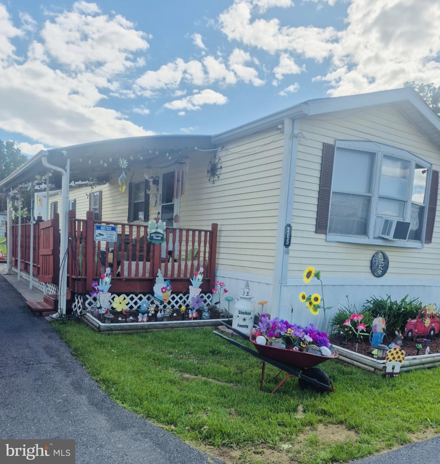 205 ROBWOOD RD
