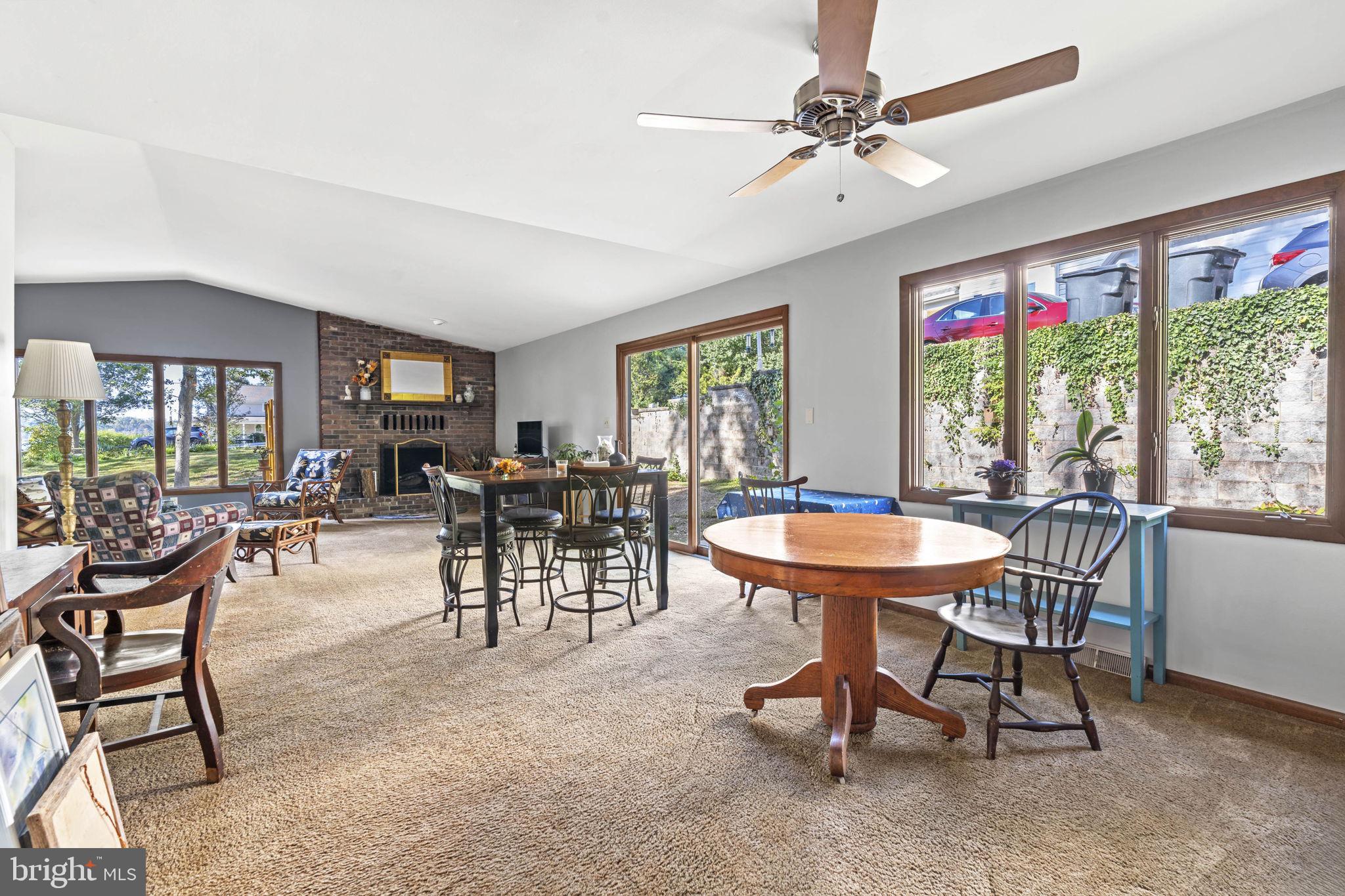 TOWER POINT - Residential