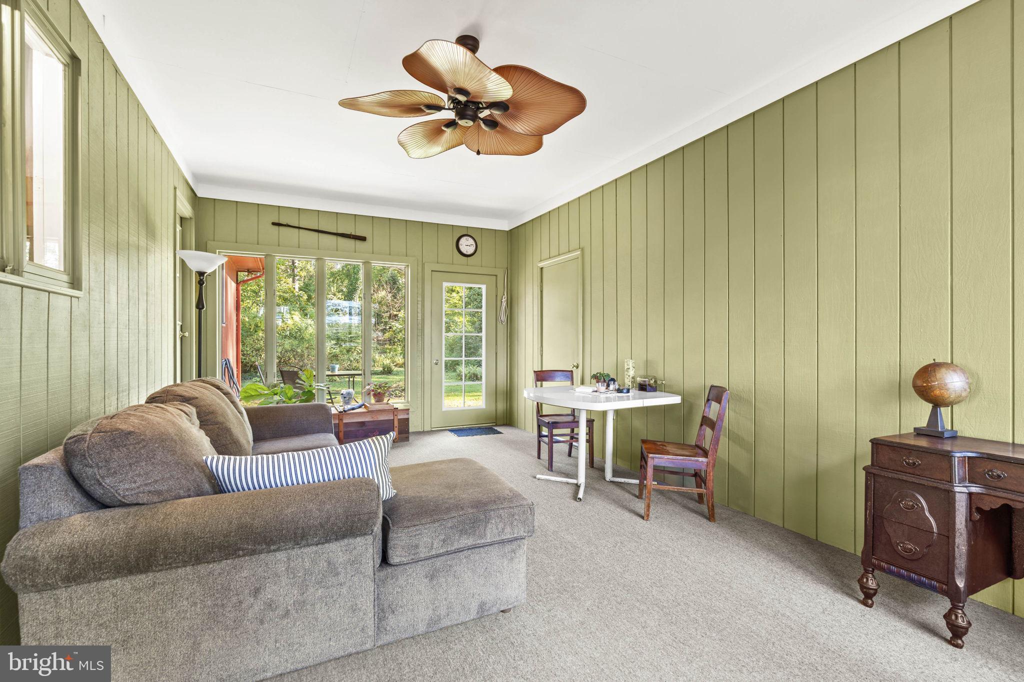 TOWER POINT - Residential