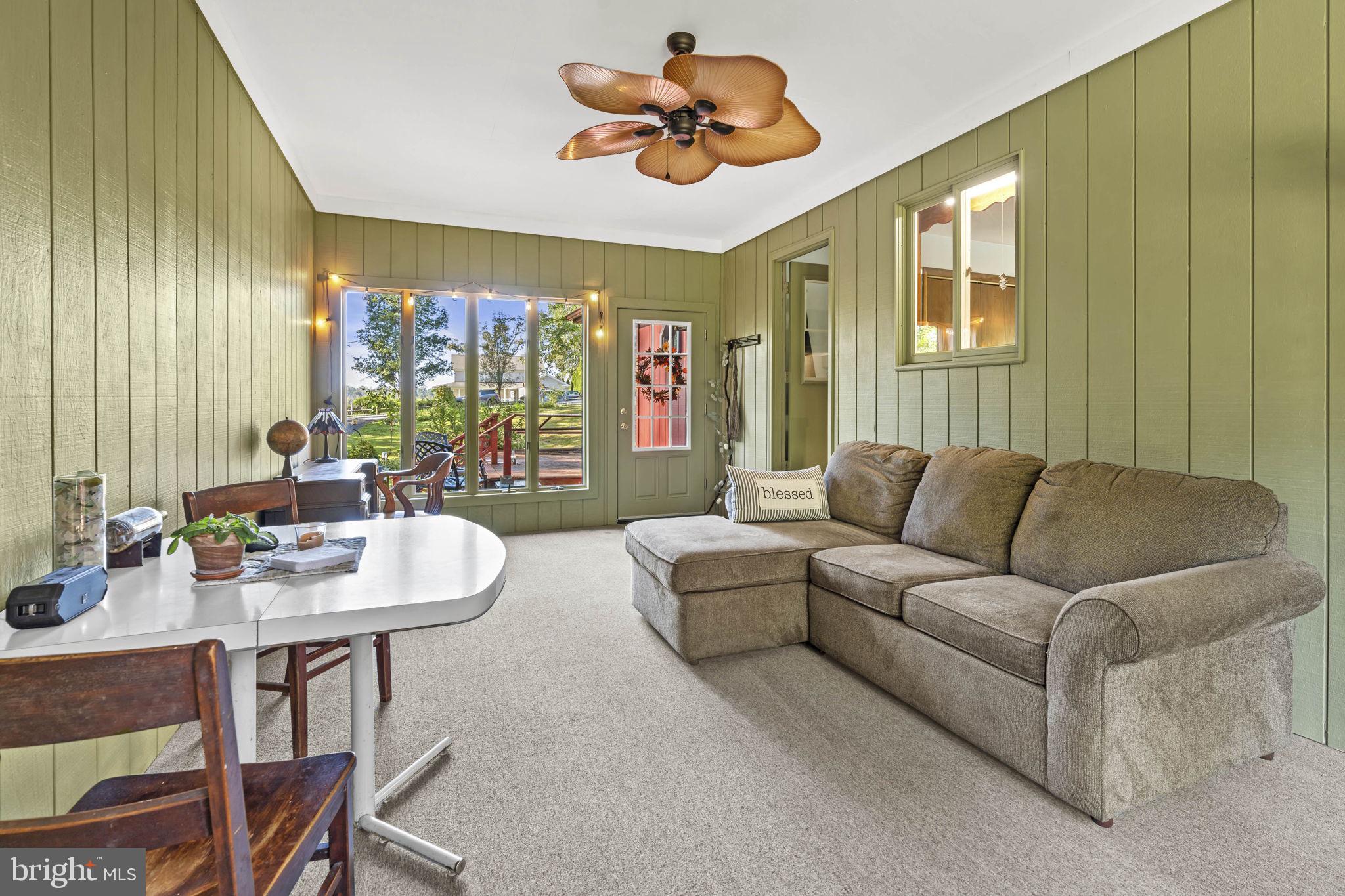 TOWER POINT - Residential