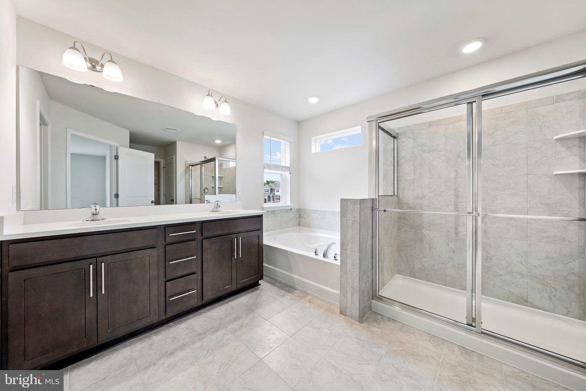 HERMITAGE - Residential