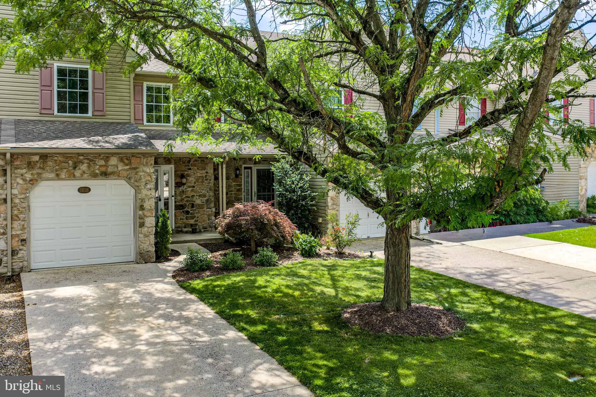 1658 PINEWIND DRIVE