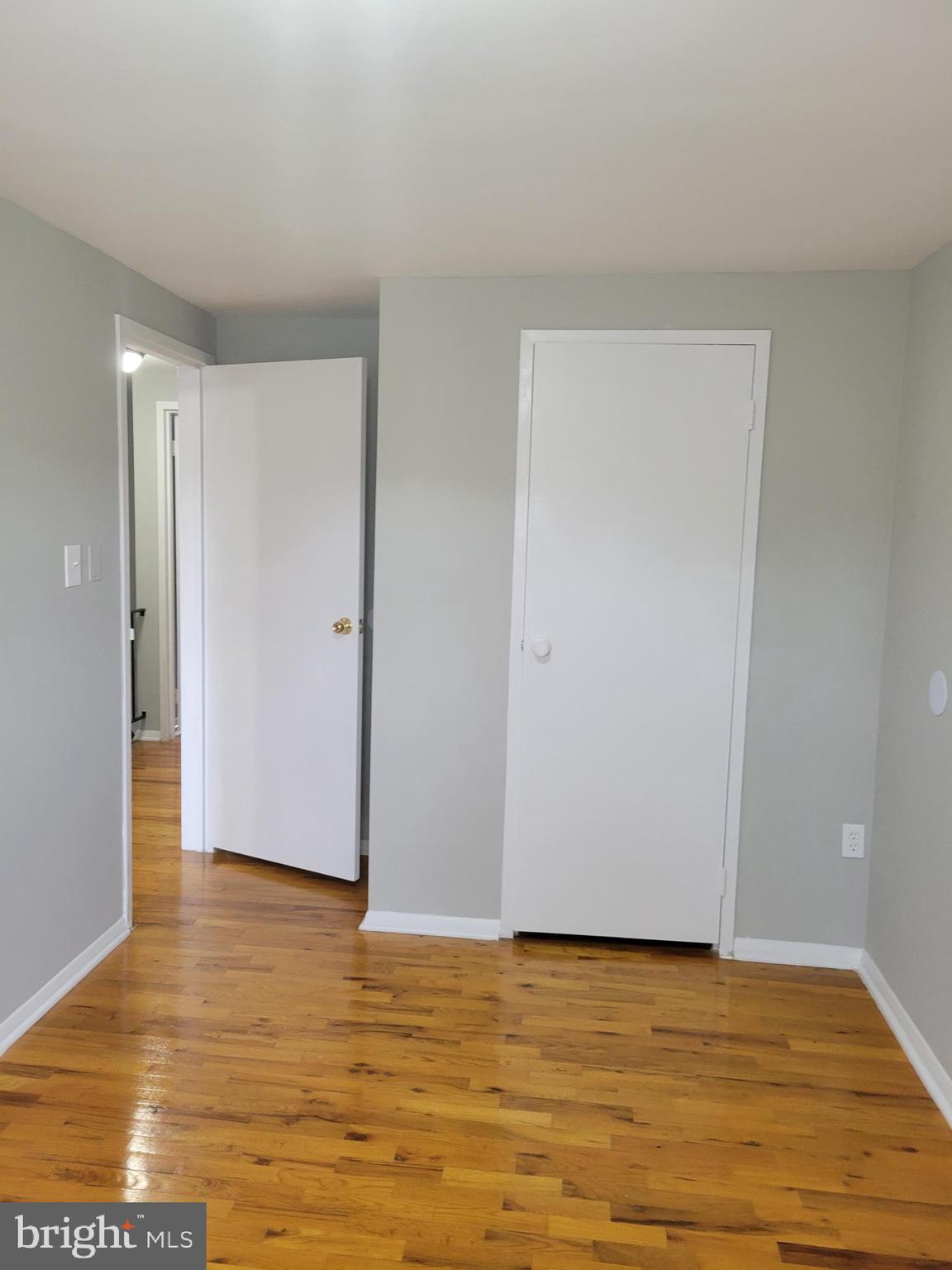 HAWTHORNE - Residential Lease