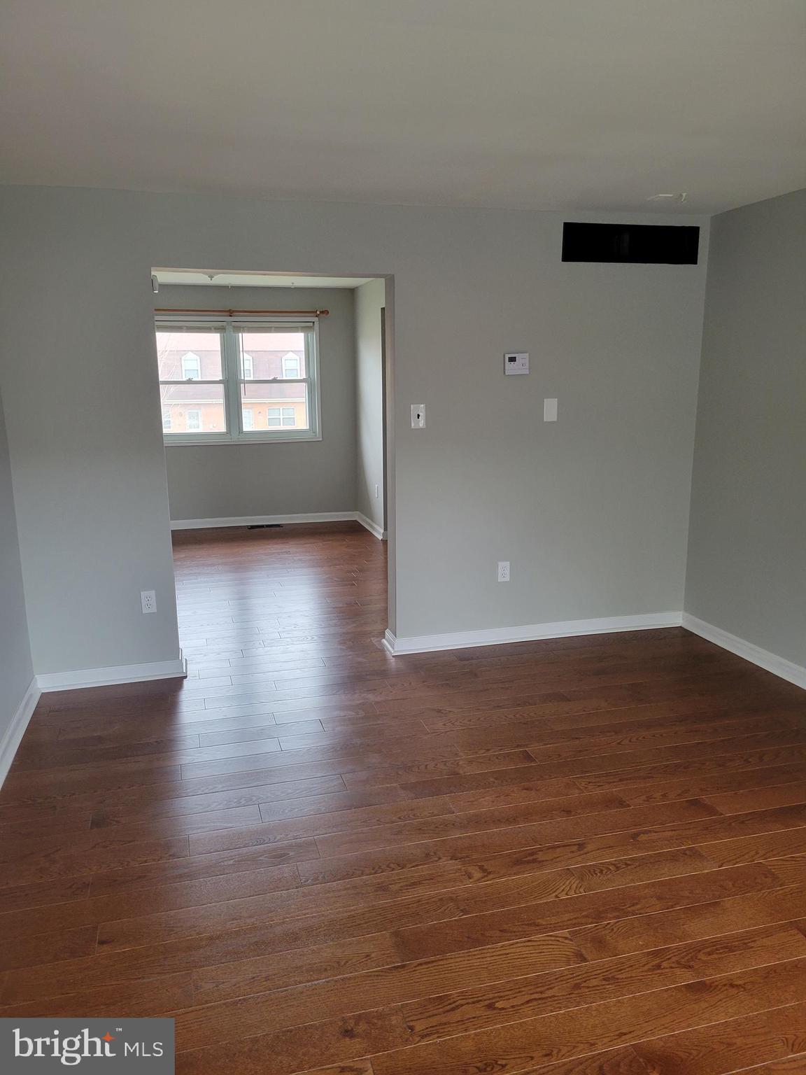 HAWTHORNE - Residential Lease