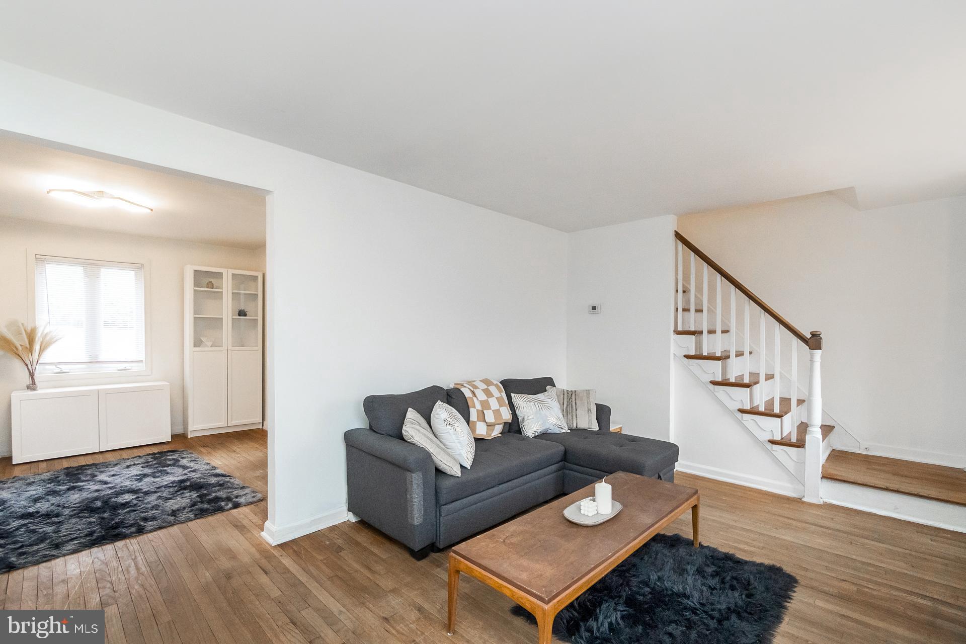 WHITEHALL - Residential