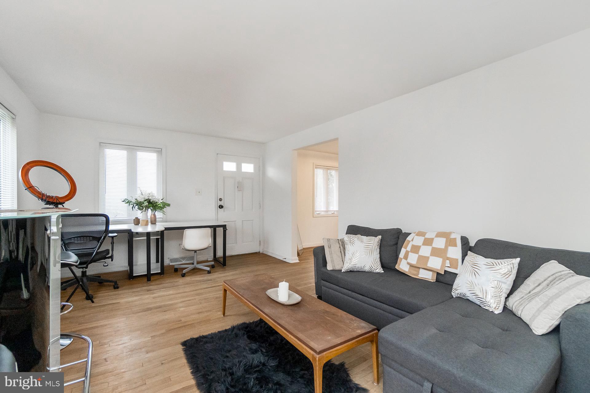 WHITEHALL - Residential