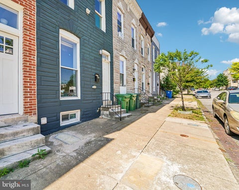 Townhouse For Sale - 1629 E Oliver Street<br/> BALTIMORE, MD 21213