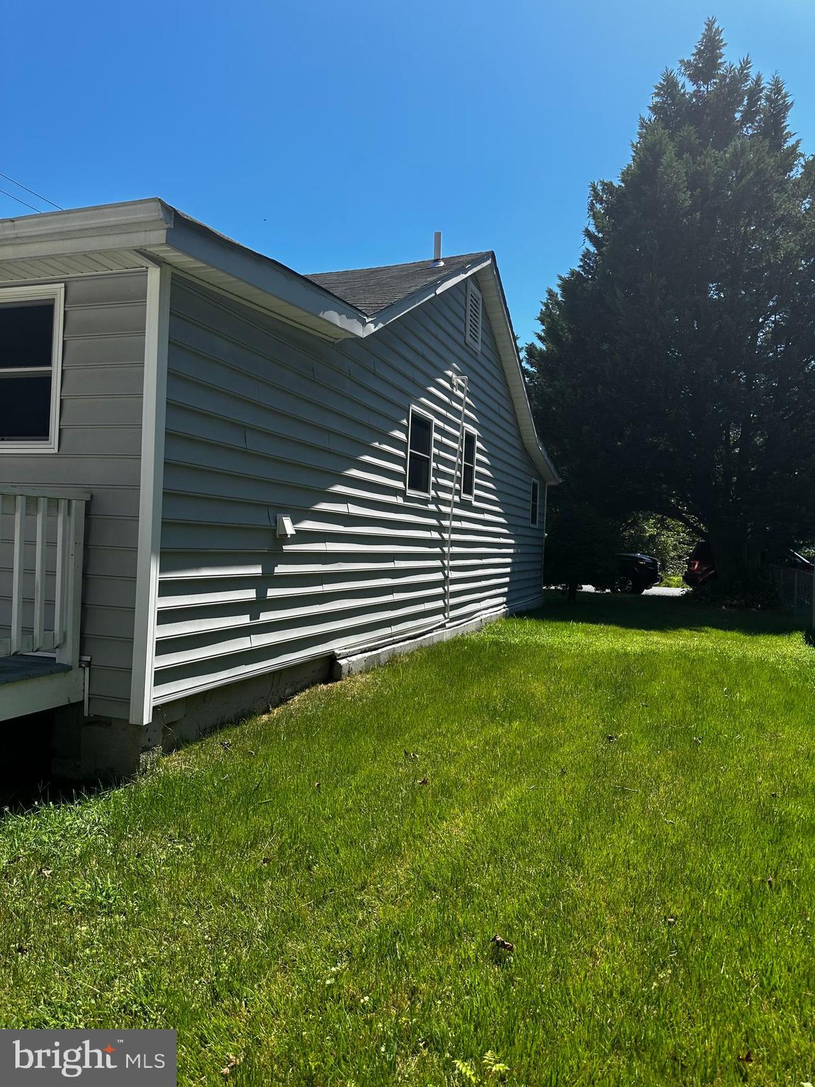 WOODLAND BEACH - Residential