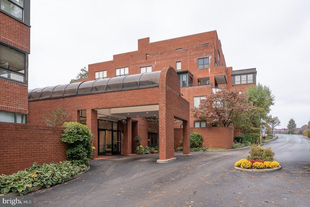 Photo of 101 Cheswold Lane #5-E, HAVERFORD, PA 19041 (MLS # PAMC2157862)