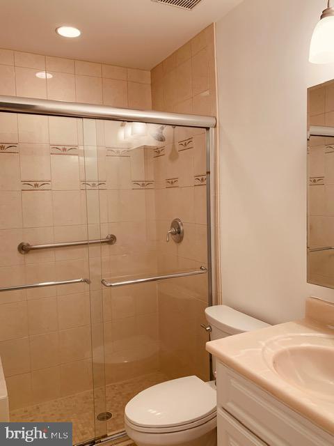 THE VILLAGE PARK - Residential Lease