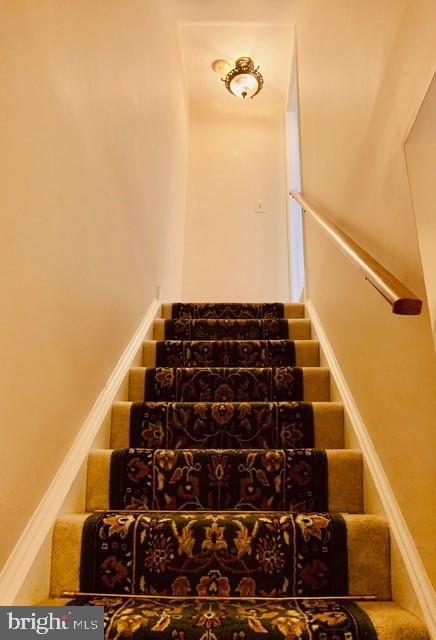 THE VILLAGE PARK - Residential Lease