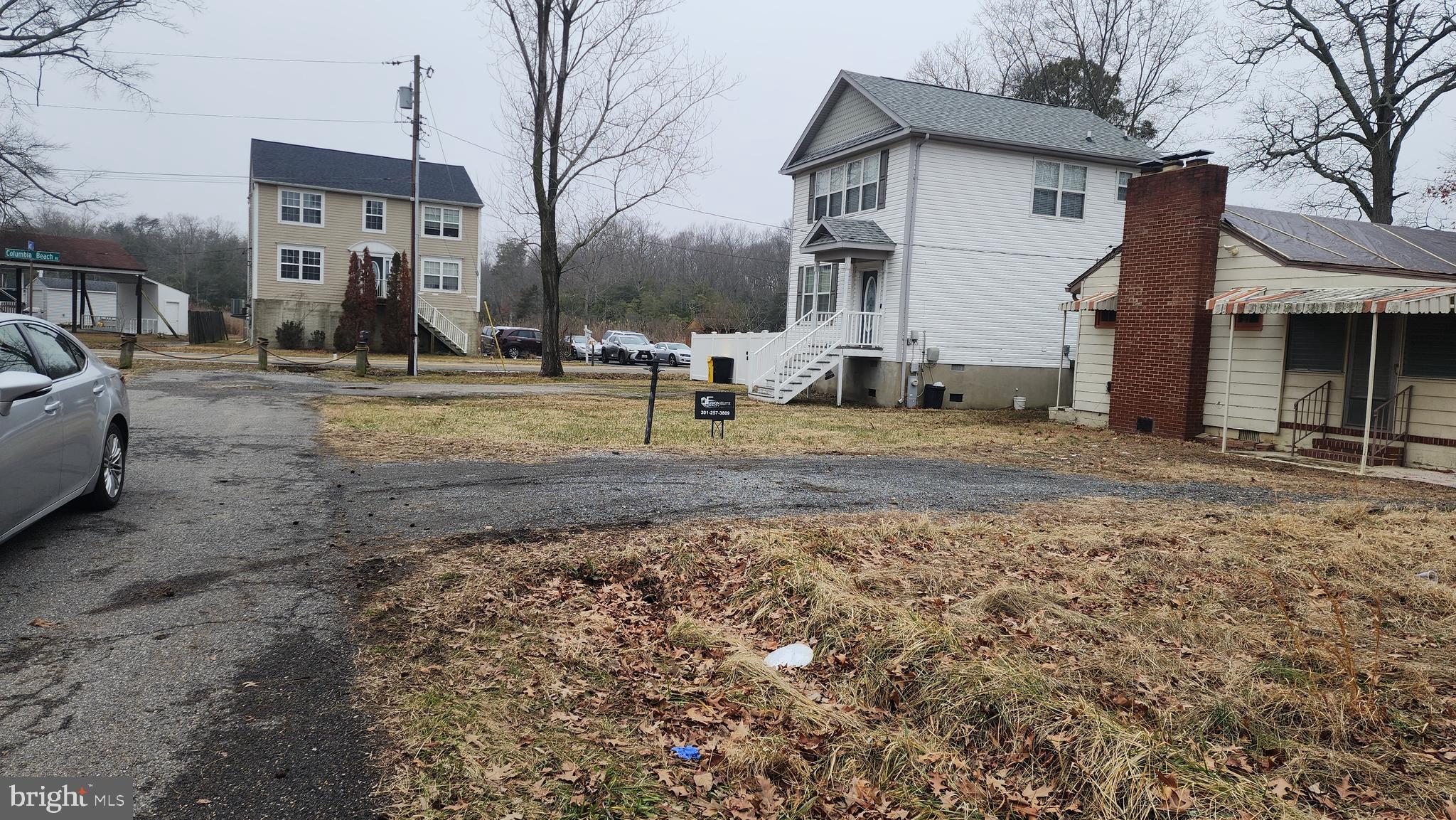 COLUMBIA BEACH - Residential