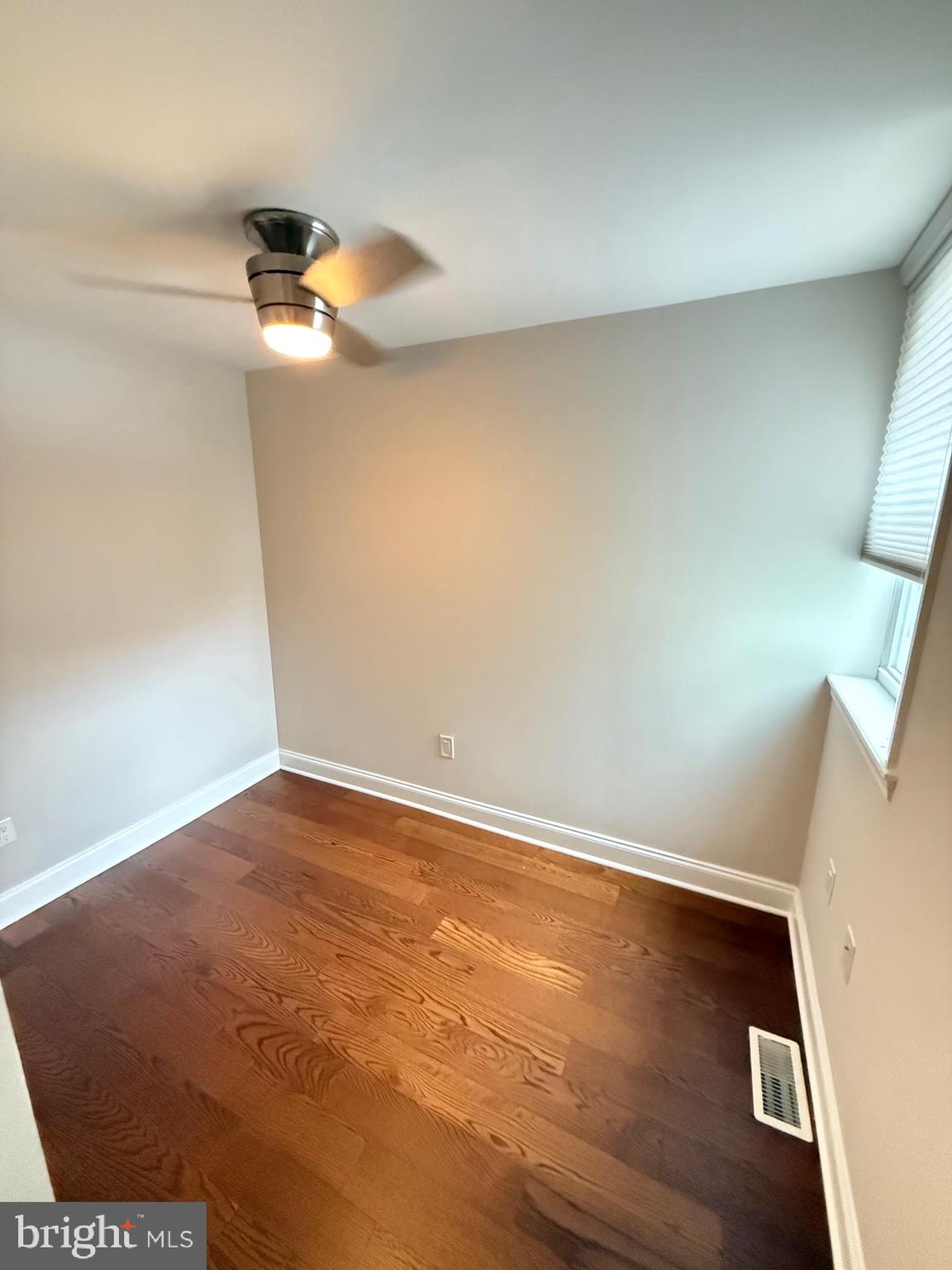 GIRARD ESTATES - Residential