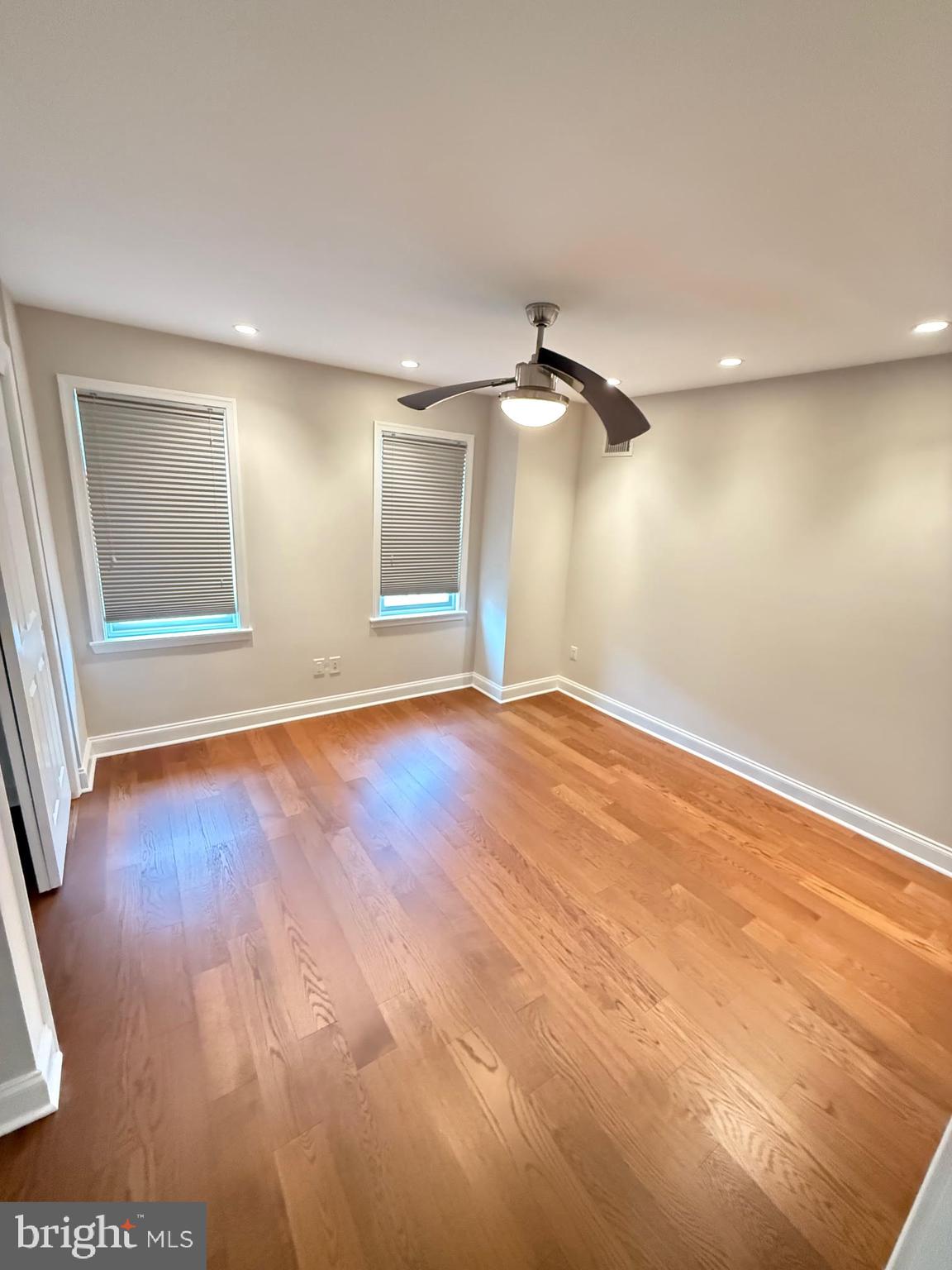 GIRARD ESTATES - Residential