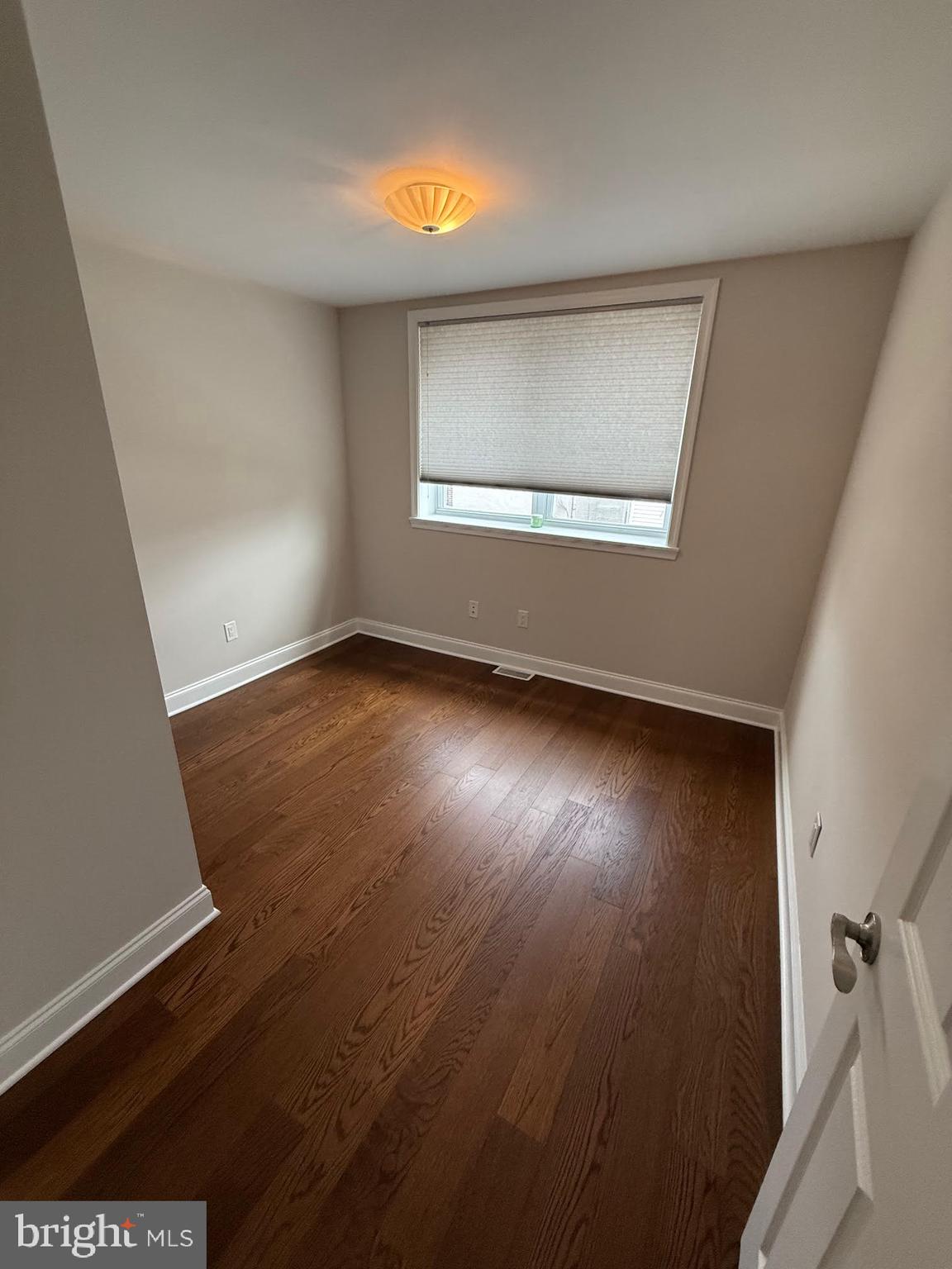 GIRARD ESTATES - Residential