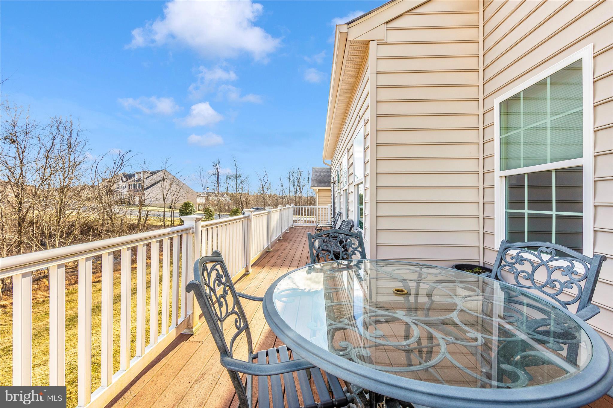 SIGNATURE CLUB AT GREENVIEW - Residential