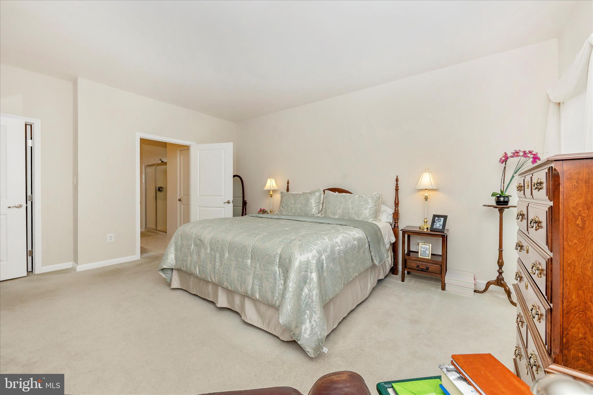 SIGNATURE CLUB AT GREENVIEW - Residential