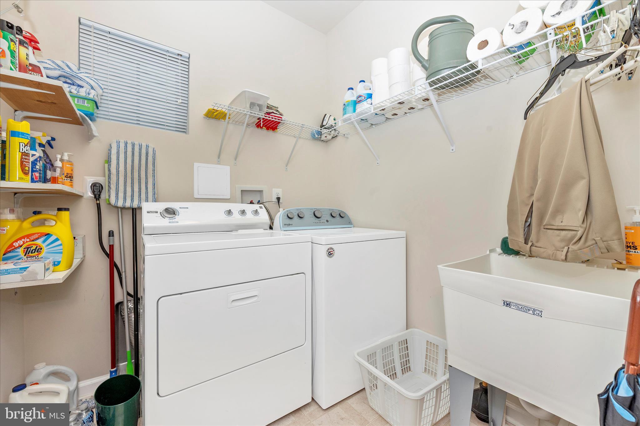 SIGNATURE CLUB AT GREENVIEW - Residential