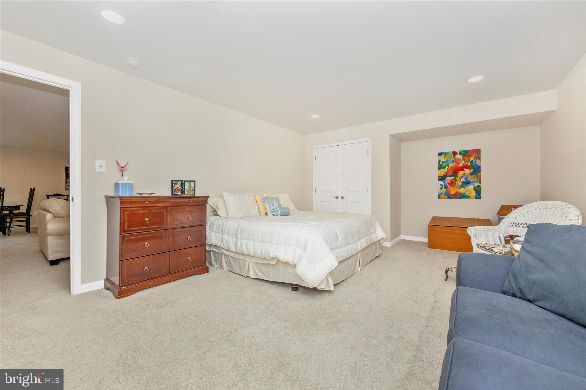 SIGNATURE CLUB AT GREENVIEW - Residential