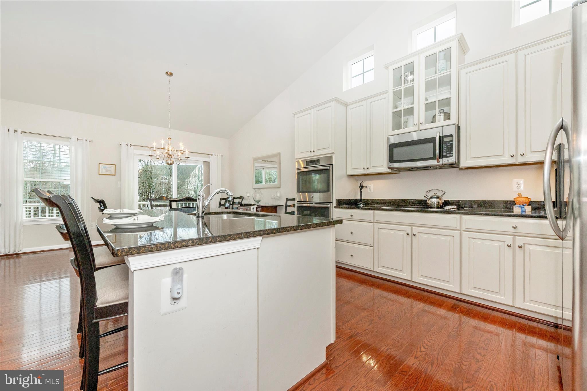 SIGNATURE CLUB AT GREENVIEW - Residential