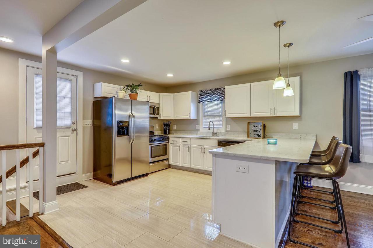 CHEVERLY MANOR - Residential Lease