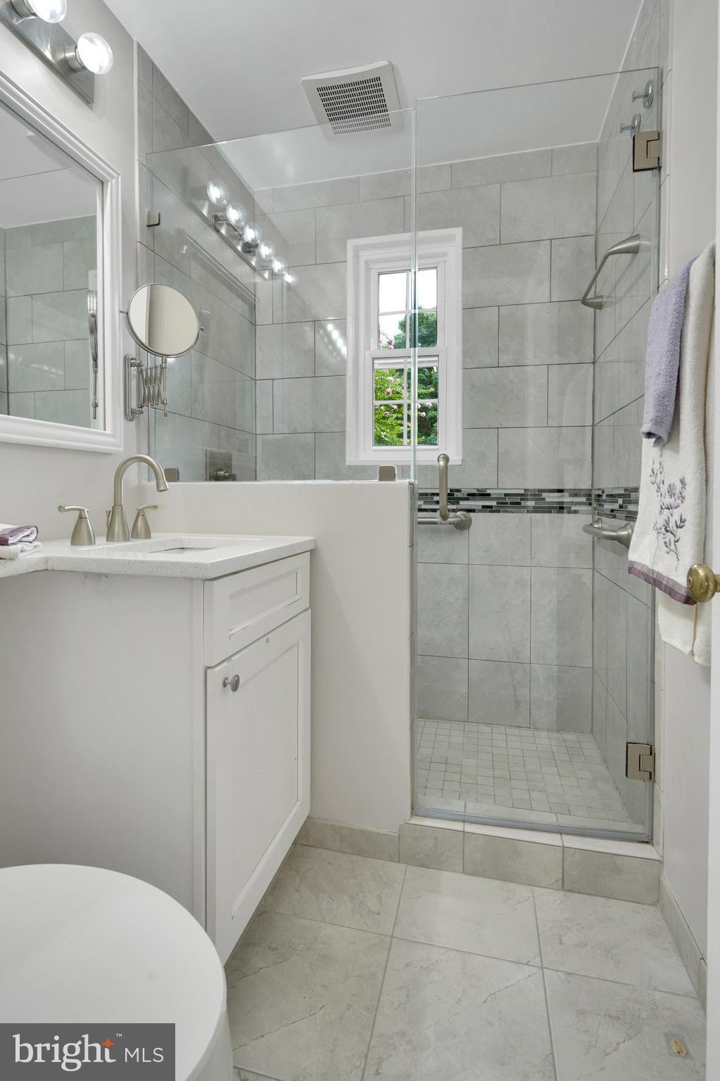 ROSSLYN HEIGHTS - Residential