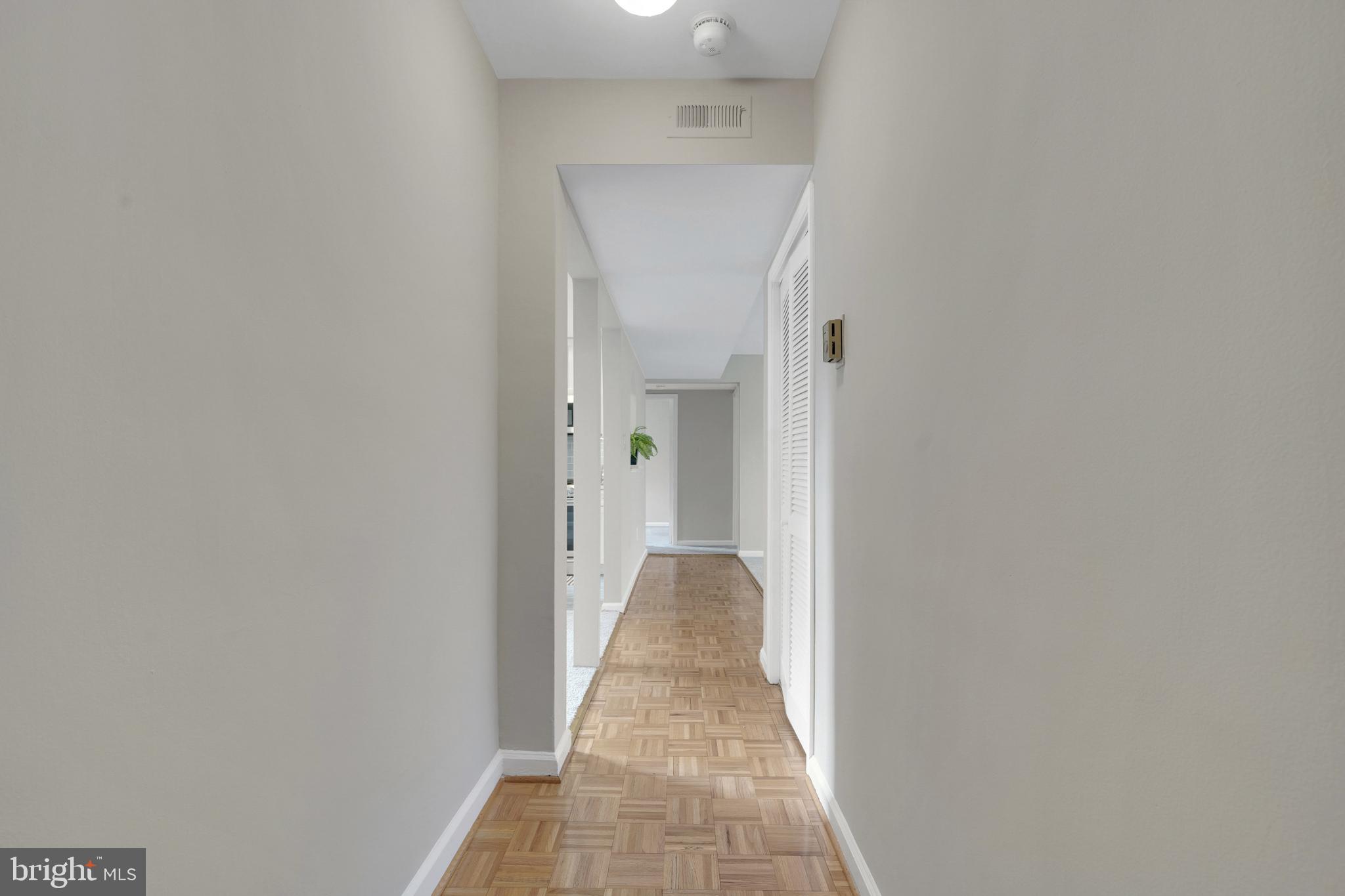 ROSSLYN HEIGHTS - Residential