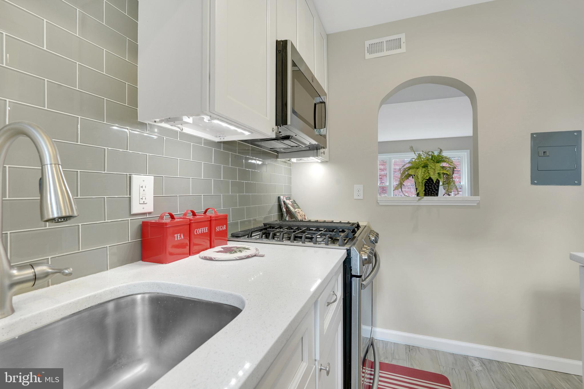 ROSSLYN HEIGHTS - Residential