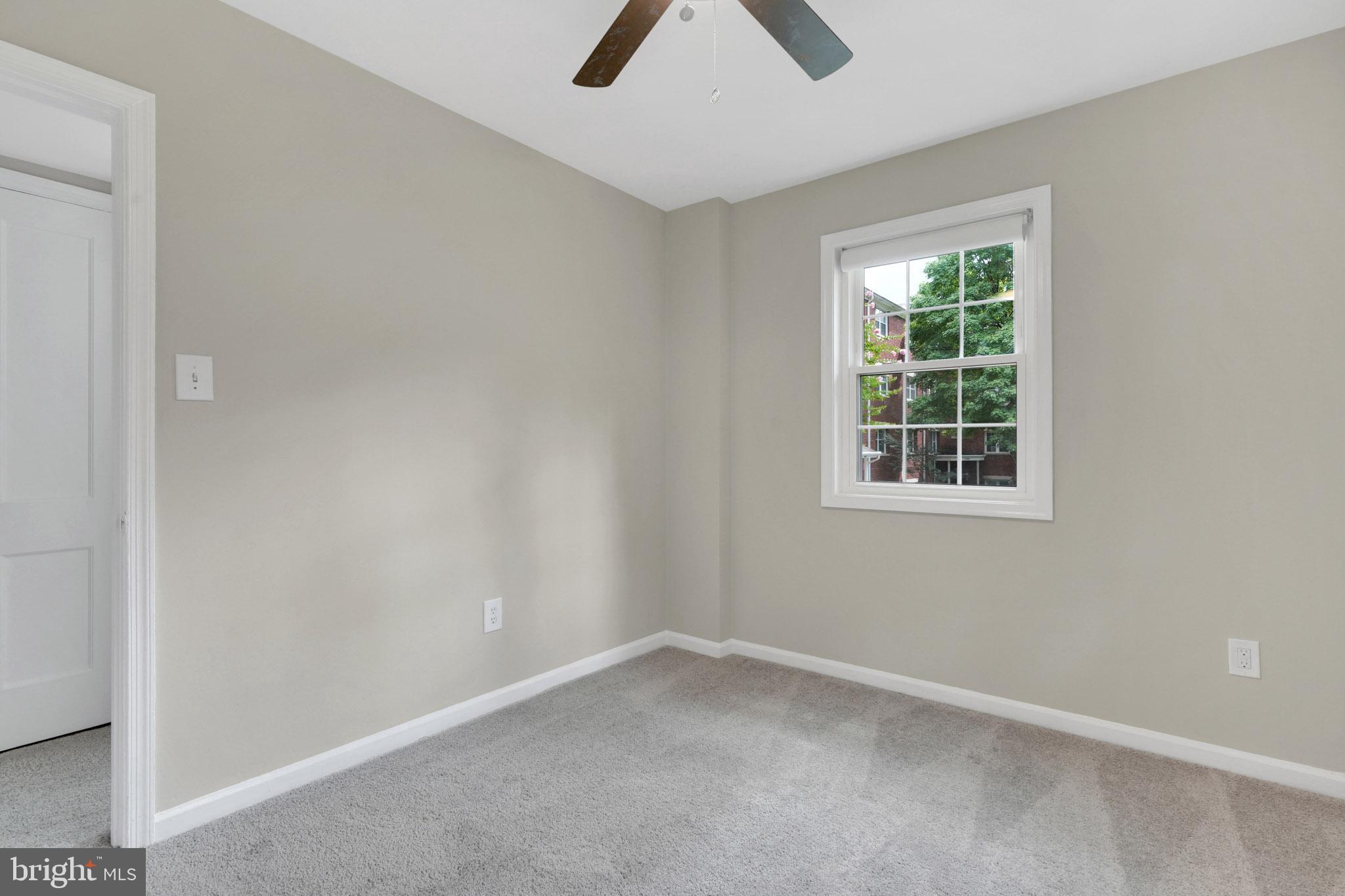 ROSSLYN HEIGHTS - Residential